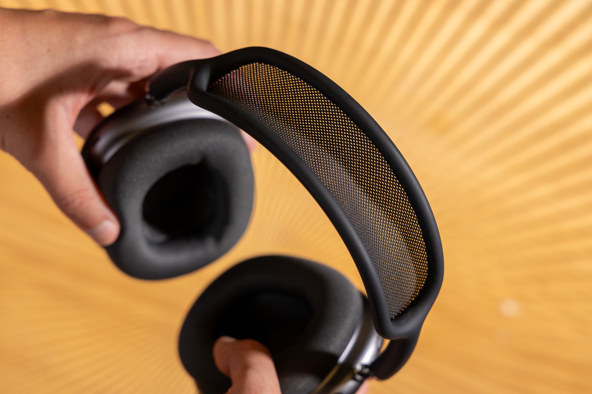 Nothing Headphone 1 Vs AirPods Max Comparison