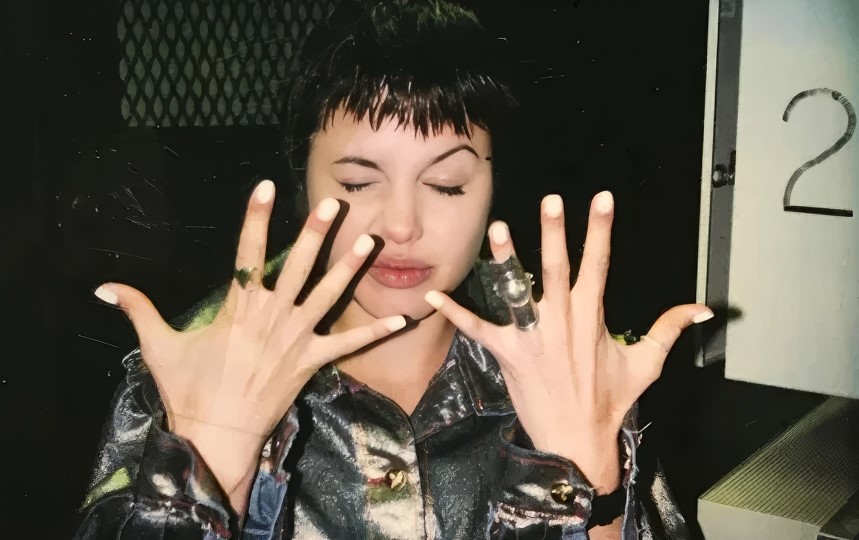 Behind the Scenes Polaroid Snapshots From the Making of the 1995 Cult Classic “Hackers” » Design You Trust — Design Daily Since 2007