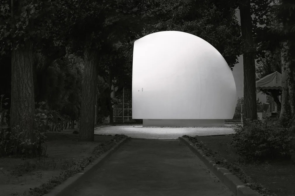 Shibuya’s Public Toilets Are Architectural Masterpieces—Your House Isn’t » Design You Trust — Design Daily Since 2007