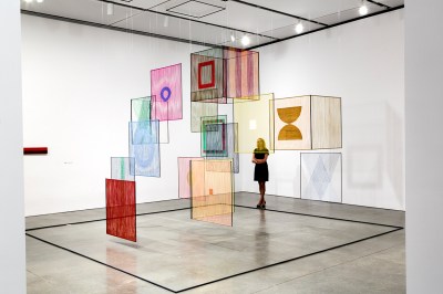 Hanging fiber squares in agallery