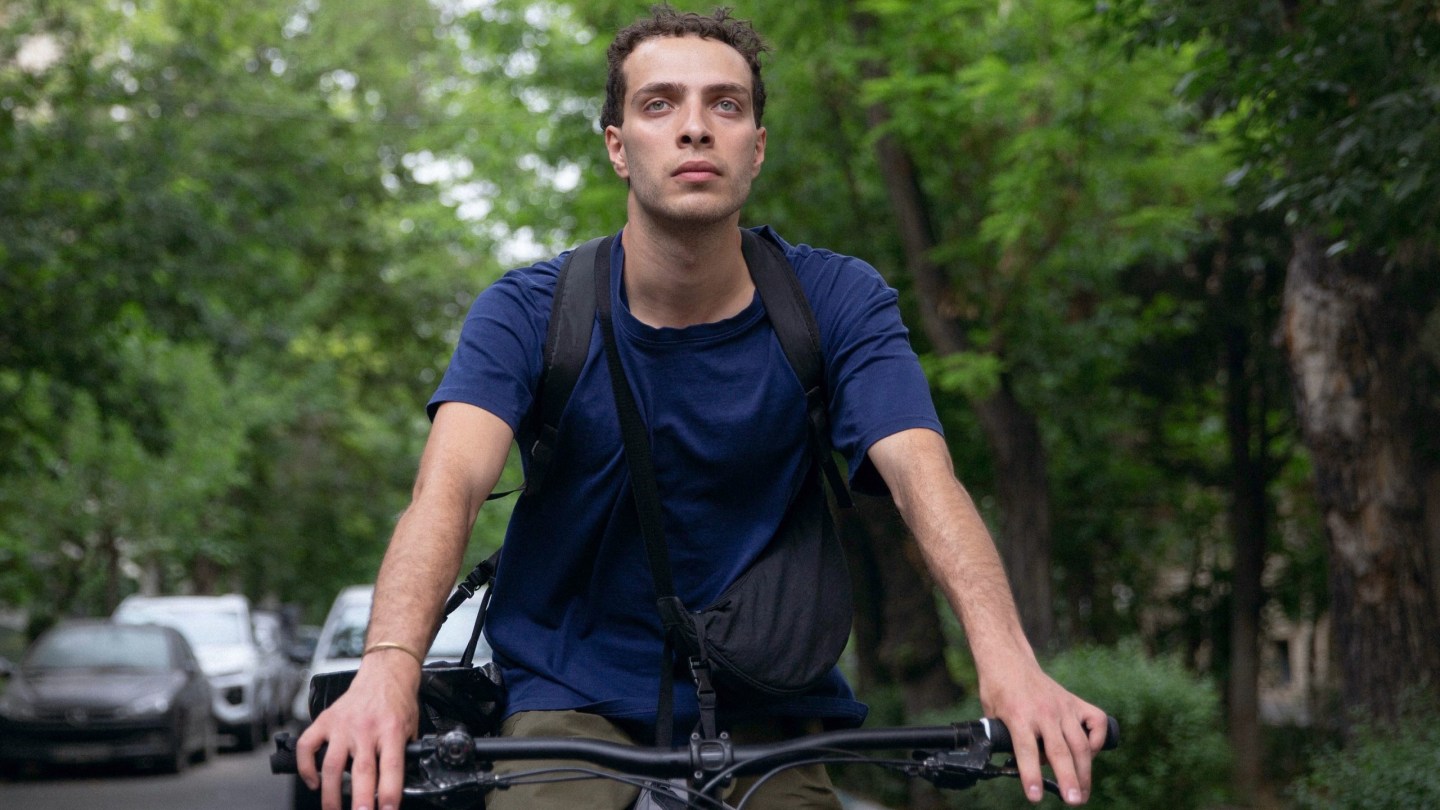 ‘Inside Amir’ Film on Emigrating From Tehran, Iran: Venice Trailer