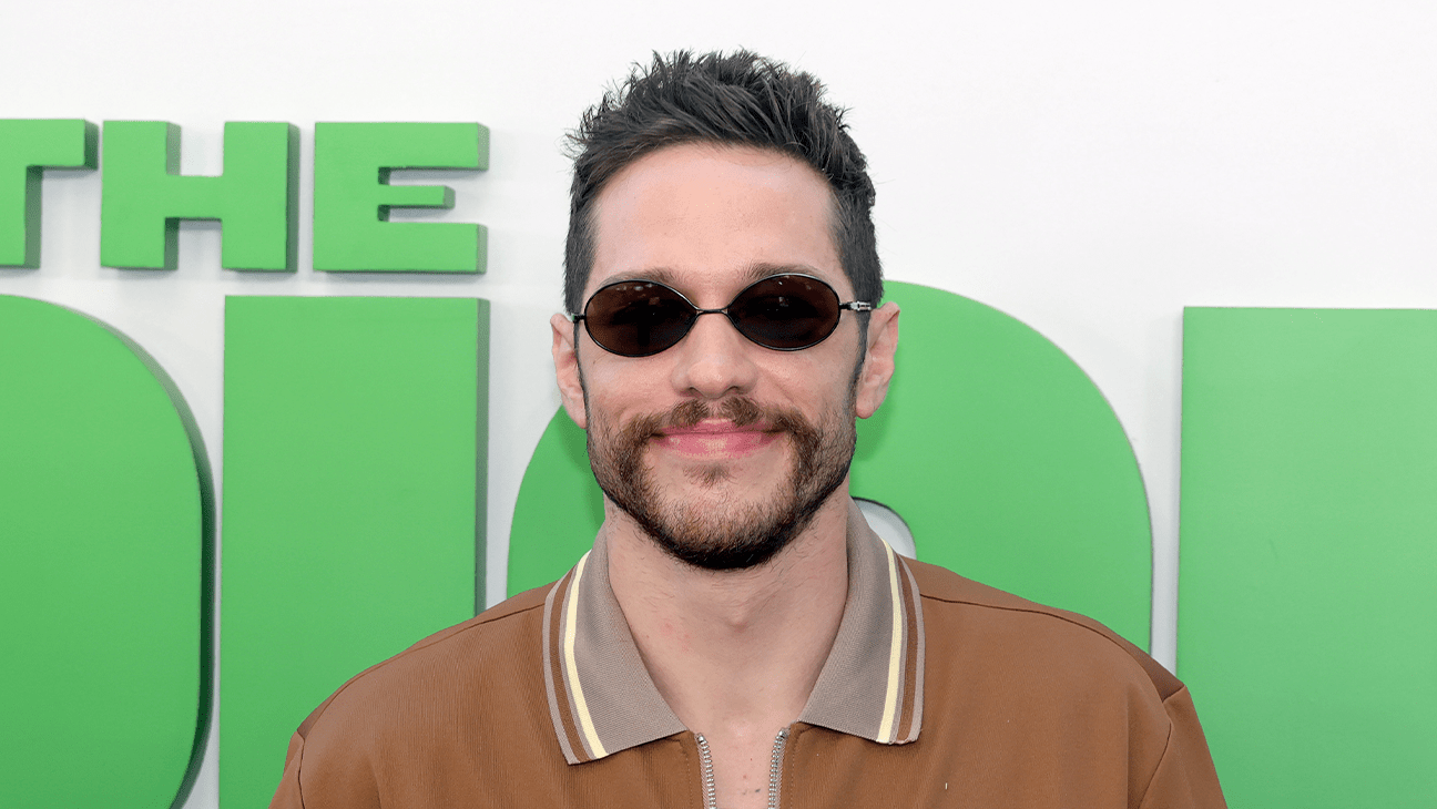 Pete Davidson Thinks He Was ‘Annoying’ to ‘Saturday Night Live’ Cast