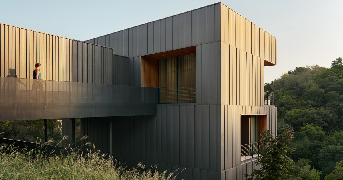 alterstudio’s falcon ledge residence climbs steep ravine in austin